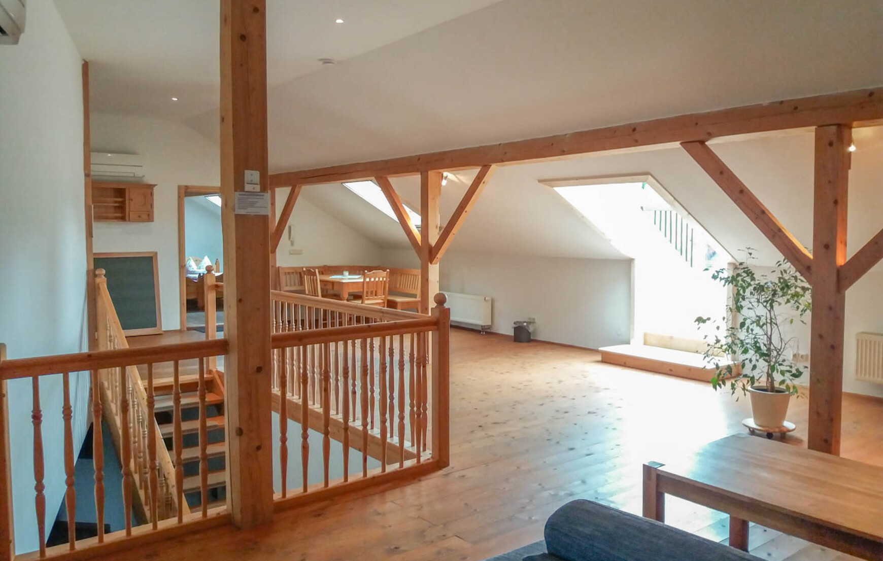 Wohnzimmer Galerie mit Caprio Dachfenster