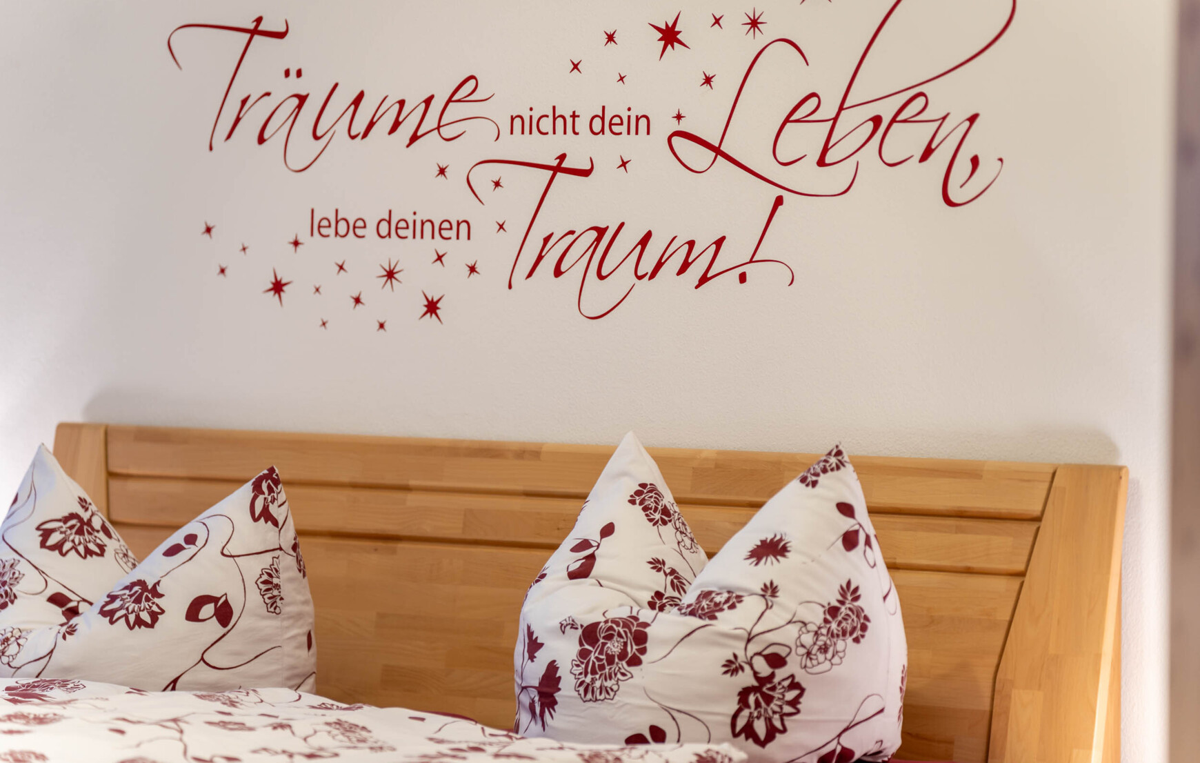 Schlafzimmer Ferienwohnung Attelblick